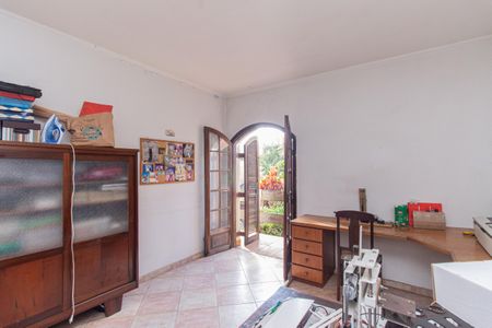 Casa à venda com 245m², 3 quartos e 4 vagasSuíte 2