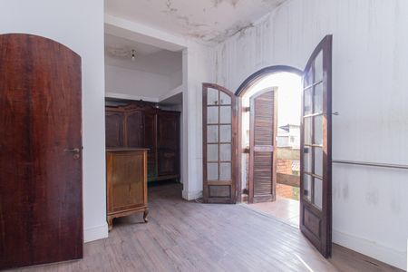 Casa à venda com 245m², 3 quartos e 4 vagasSuíte 3