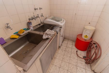 Casa à venda com 245m², 3 quartos e 4 vagasÁrea de Serviço