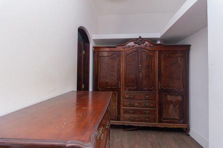 Casa à venda com 245m², 3 quartos e 4 vagasSuíte 3