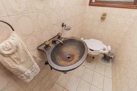 Casa à venda com 245m², 3 quartos e 4 vagasLavabo