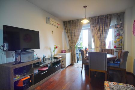 Apartamento à venda com 89m², 2 quartos e sem vagaSala