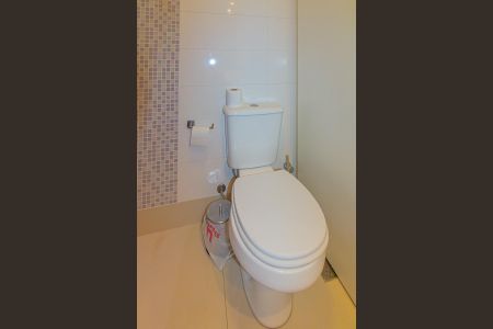 Apartamento à venda com 107m², 2 quartos e 1 vagaBanheiro da Suíte 1