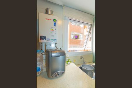 Apartamento à venda com 107m², 2 quartos e 1 vagaÁrea de Serviço