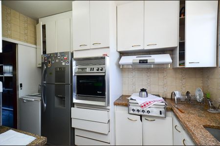 Apartamento para alugar com 360m², 4 quartos e 4 vagasCozinha