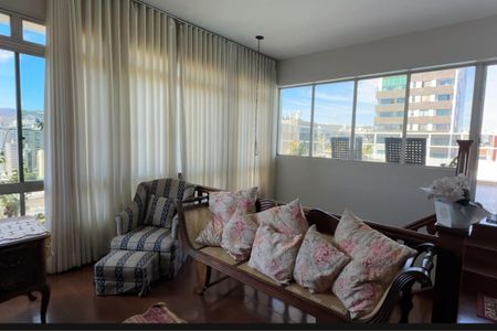 Apartamento para alugar com 360m², 4 quartos e 4 vagasSala da Cobertura