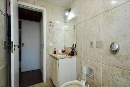 Apartamento para alugar com 360m², 4 quartos e 4 vagasBanheiro Social