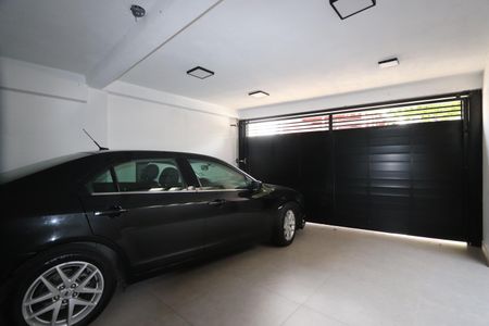 Casa à venda com 300m², 3 quartos e 2 vagasGaragem