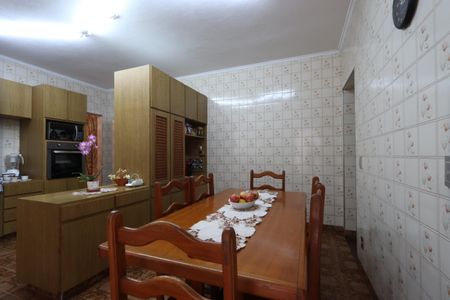 Casa à venda com 300m², 3 quartos e 2 vagasCopa