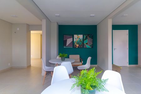 Apartamento para alugar com 32m², 2 quartos e sem vagaÁrea comum - Salão de festas
