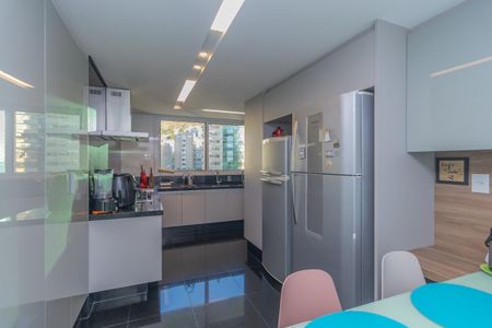 Apartamento à venda com 390m², 3 quartos e 5 vagasFoto 35