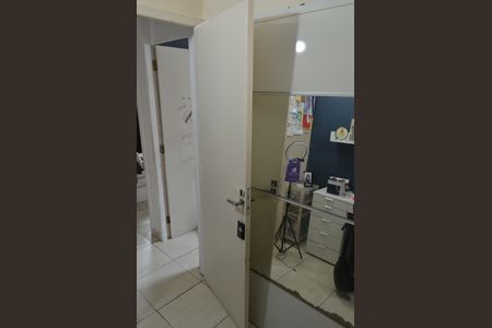 Apartamento à venda com 57m², 3 quartos e 1 vagaQuarto 2