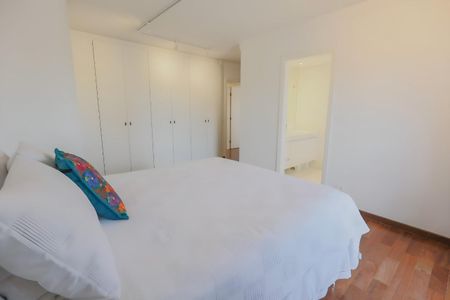 Apartamento à venda com 227m², 3 quartos e 3 vagasFoto 51