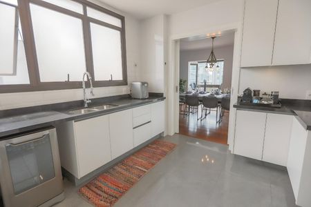 Apartamento à venda com 227m², 3 quartos e 3 vagasFoto 42