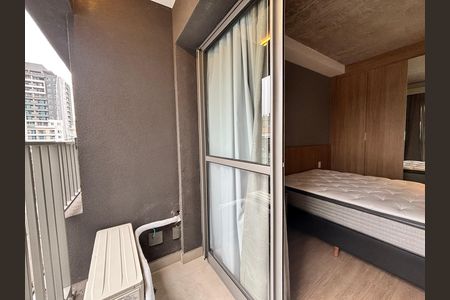 Studio para alugar com 24m², 1 quarto e sem vaga Studio para alugar com 24m², 1 quarto e sem vagaVarandaVaranda