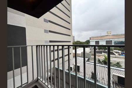 Studio para alugar com 24m², 1 quarto e sem vaga Studio para alugar com 24m², 1 quarto e sem vagaVaranda