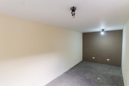 Casa à venda com 375m², 4 quartos e 6 vagasEdícula