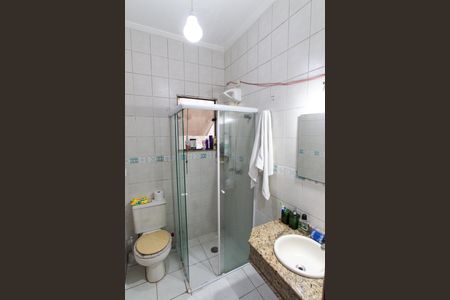 Casa à venda com 375m², 4 quartos e 6 vagasBanheiro da Suíte 2