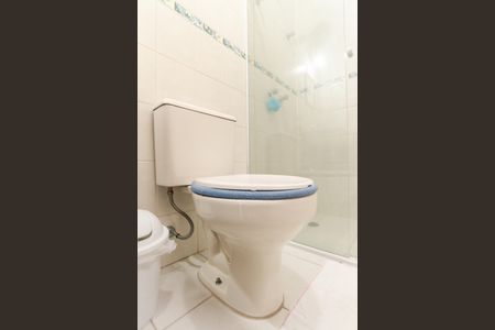 Casa à venda com 375m², 4 quartos e 6 vagasBanheiro da Suíte 3