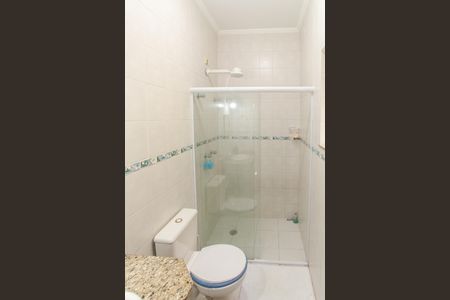 Casa à venda com 375m², 4 quartos e 6 vagasBanheiro da Suíte 3