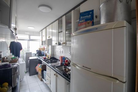 Apartamento à venda com 48m², 2 quartos e 1 vagaCozinha e Área de Serviço