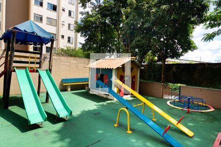 Apartamento à venda com 48m², 2 quartos e 1 vagaÁrea comum - Playground