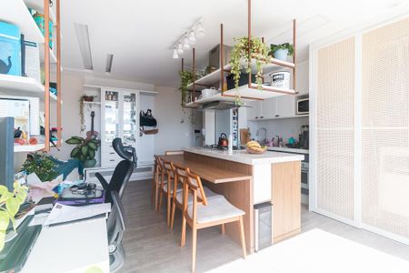 Apartamento para alugar com 67m², 2 quartos e 2 vagas Apartamento para alugar com 67m², 2 quartos e 2 vagasSala