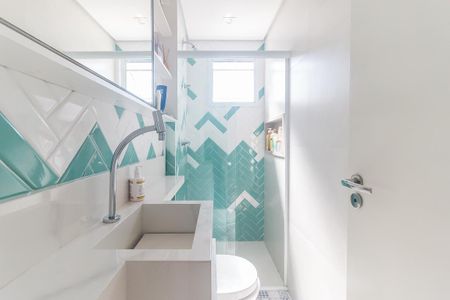 Apartamento para alugar com 67m², 2 quartos e 2 vagas Apartamento para alugar com 67m², 2 quartos e 2 vagasBanheiro da Suíte