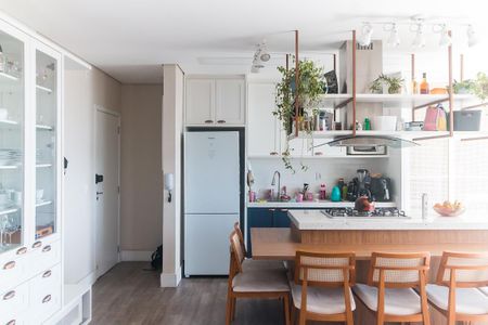 Apartamento para alugar com 67m², 2 quartos e 2 vagas Apartamento para alugar com 67m², 2 quartos e 2 vagasCozinha