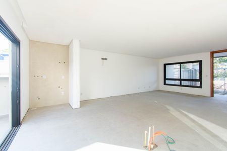 Casa à venda com 143m², 3 quartos e 2 vagasSala