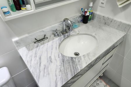 Apartamento à venda com 94m², 3 quartos e 2 vagasBanheiro Social
