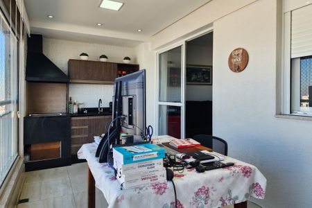 Apartamento à venda com 94m², 3 quartos e 2 vagasVaranda Sala