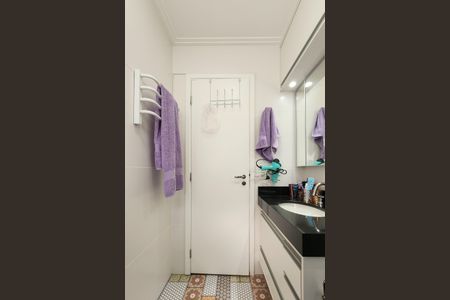 Apartamento à venda com 94m², 3 quartos e 2 vagasBanheiro da Suíte