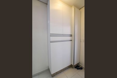 Apartamento à venda com 80m², 3 quartos e 2 vagas Apartamento à venda com 80m², 3 quartos e 2 vagasCozinha