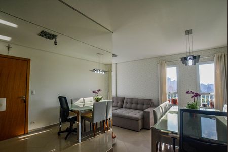 Apartamento à venda com 80m², 3 quartos e 2 vagas Apartamento à venda com 80m², 3 quartos e 2 vagasSala