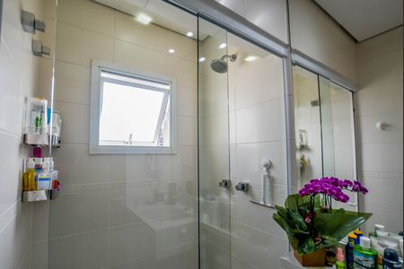 Apartamento à venda com 80m², 3 quartos e 2 vagas Apartamento à venda com 80m², 3 quartos e 2 vagasBanheiro da Suíte