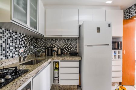 Apartamento à venda com 80m², 3 quartos e 2 vagas Apartamento à venda com 80m², 3 quartos e 2 vagasCozinha