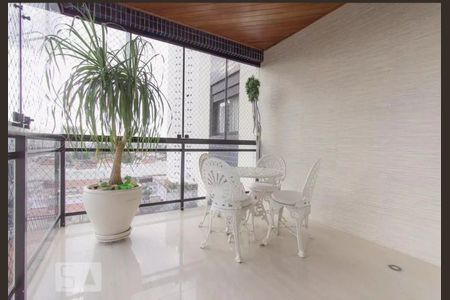 Apartamento à venda com 165m², 3 quartos e 3 vagas