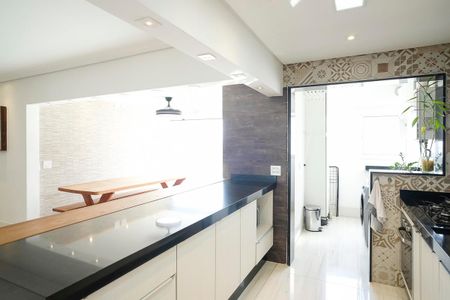 Apartamento à venda com 89m², 2 quartos e 2 vagasCozinha