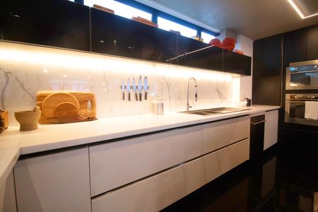 Apartamento à venda com 295m², 3 quartos e 2 vagasCozinha