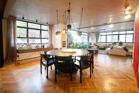 Apartamento à venda com 295m², 3 quartos e 2 vagasSala