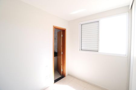 Apartamento para alugar com 68m², 2 quartos e 1 vagaSuíte