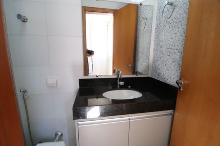 Apartamento para alugar com 68m², 2 quartos e 1 vagaBanheiro Suíte