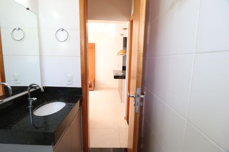 Apartamento para alugar com 68m², 2 quartos e 1 vagaBanheiro Social
