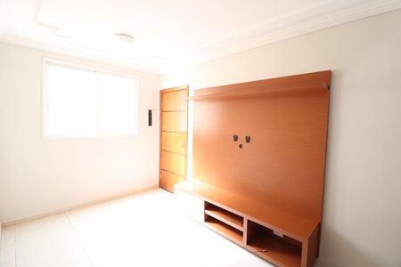 Apartamento para alugar com 68m², 2 quartos e 1 vagaSala