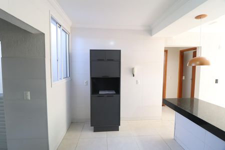 Apartamento para alugar com 68m², 2 quartos e 1 vagaCozinha