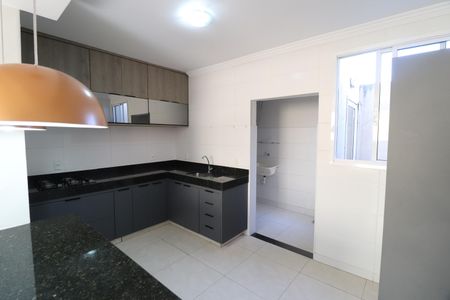 Apartamento para alugar com 68m², 2 quartos e 1 vagaCozinha