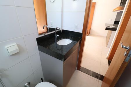 Apartamento para alugar com 68m², 2 quartos e 1 vagaBanheiro Social