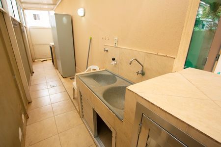 Casa de condomínio para alugar com 133m², 2 quartos e 2 vagas Casa de condomínio para alugar com 133m², 2 quartos e 2 vagasÁrea de Serviço