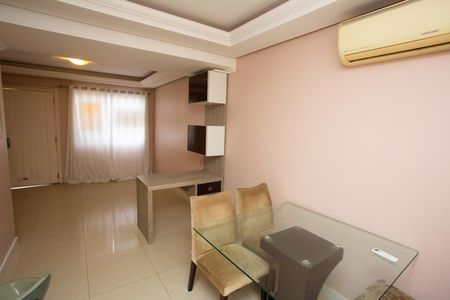 Casa de condomínio para alugar com 133m², 2 quartos e 2 vagas Casa de condomínio para alugar com 133m², 2 quartos e 2 vagasSala de Jantar